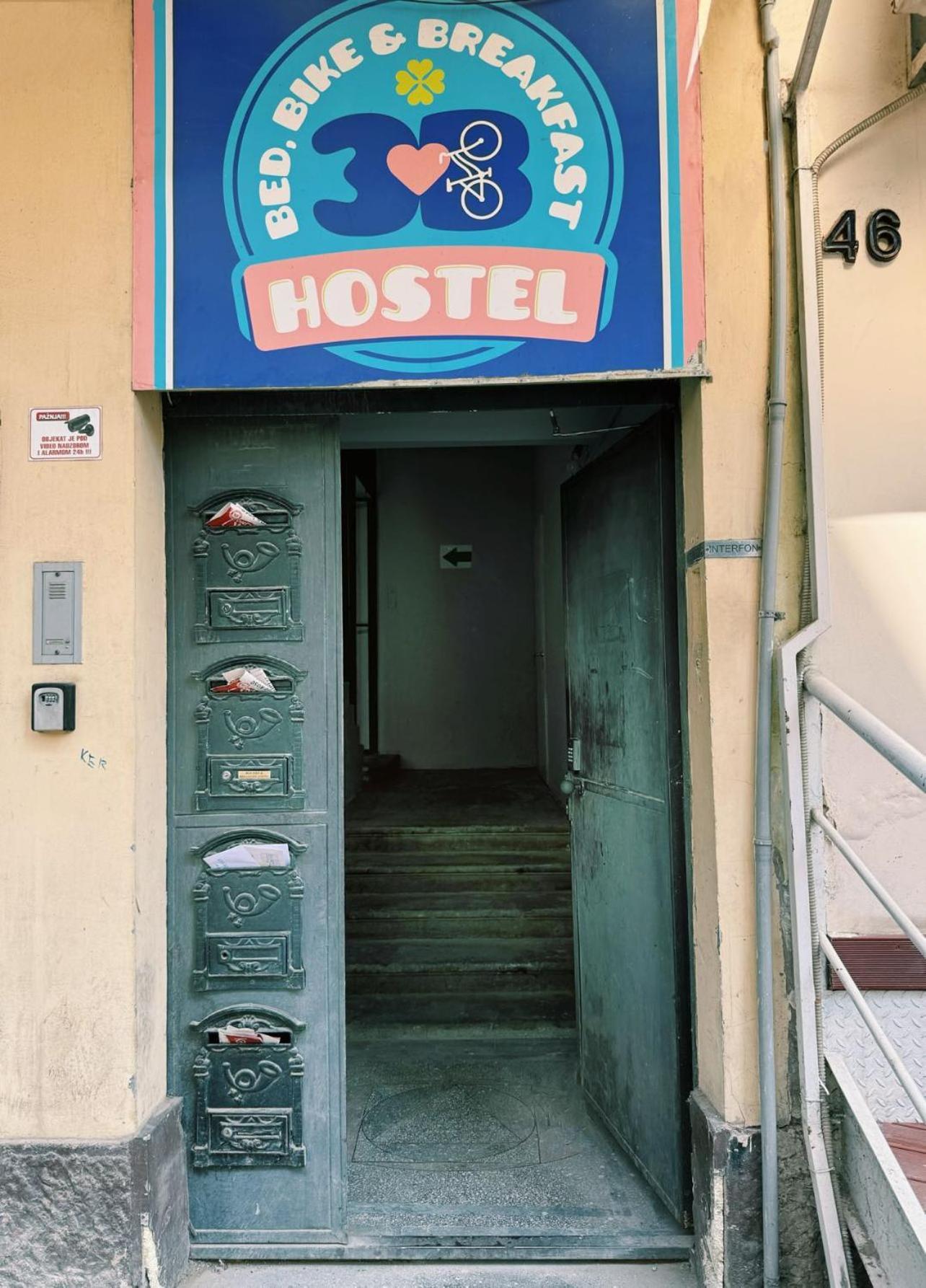 בלגרד Happy Cat Old Town Hostel מראה חיצוני תמונה